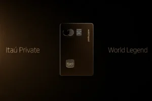 Cartão Itaú Private World Legend Mastercard ultra premium com design sofisticado em fundo preto