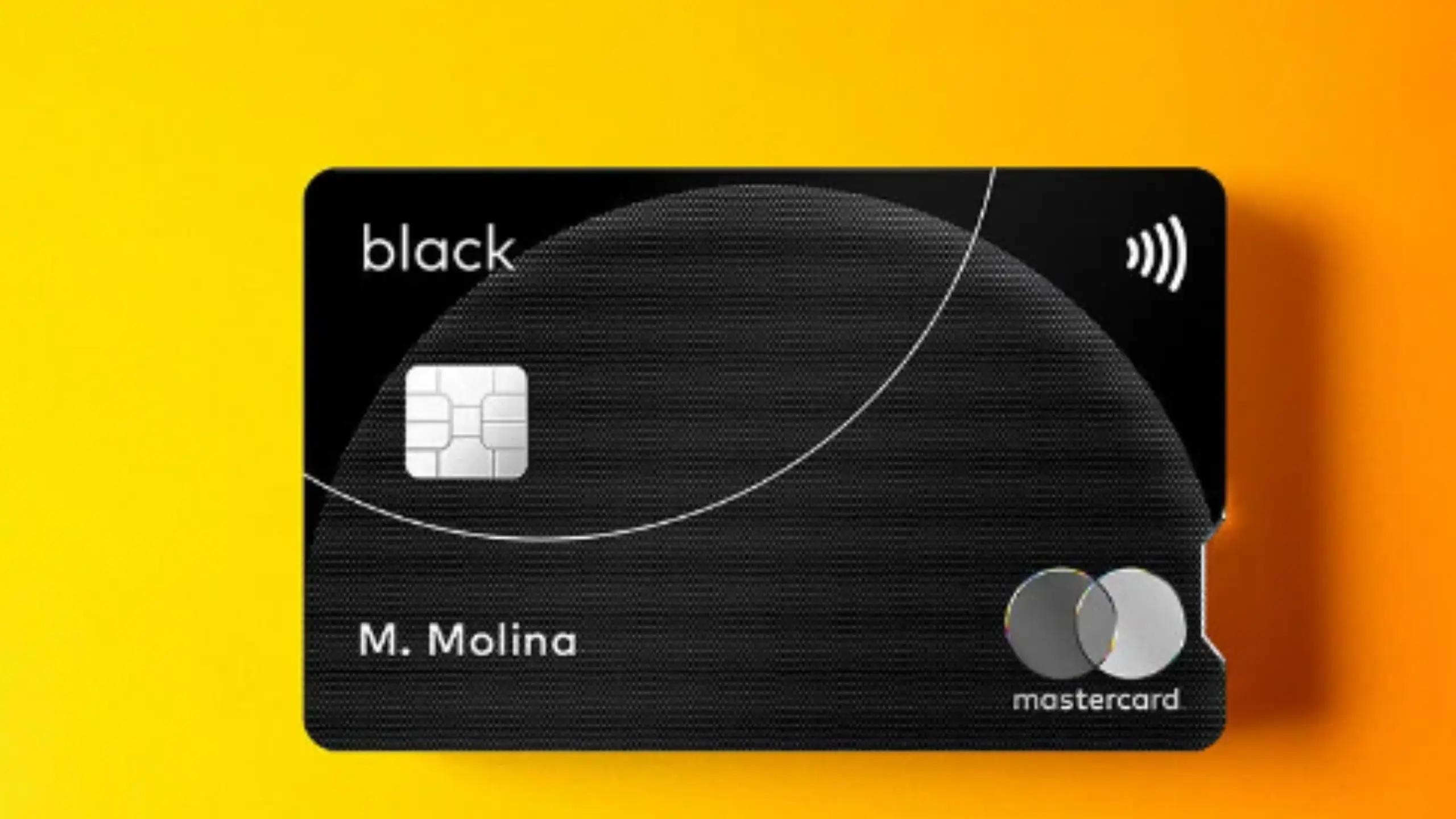 Cartão Mastercard Black ilustrando o artigo sobre as mudanças no LoungeKey em 2026, explicando o funcionamento do Mastercard Airport Experiences, DragonPass e o acesso às salas VIP.